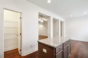 7641 Squire Ct, Fairburn, GA 30213 - Photo 10