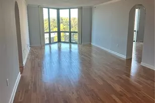 2870 Pharr Ct South NW, Atlanta, GA 30305 - Photo 2