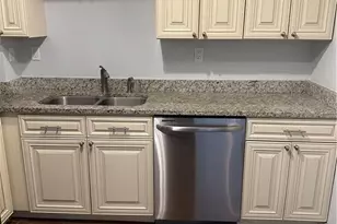 2870 Pharr Ct South NW, Atlanta, GA 30305 - Photo 10