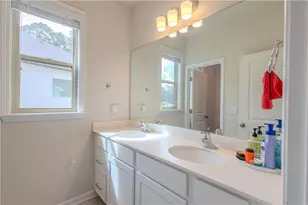 1915 Wellston Dr, Lawrenceville, GA 30043 - Photo 32