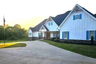 433 Clover Dr, Social Circle, GA 30025 - Photo 2