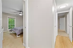 6851 Roswell Rd, Atlanta, GA 30328 - Photo 16