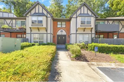 6851 Roswell Road #I18, Atlanta, GA 30328 - Photo 2
