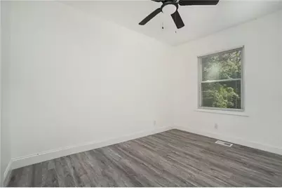 1436 Lanvale Drive SW, Atlanta, GA 30310 - Photo 8