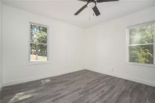 1436 Lanvale Dr SW, Atlanta, GA 30310 - Photo 10