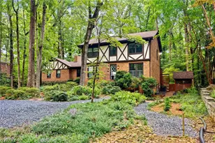 3324 Henderson Creek Rd, Atlanta, GA 30341 - Photo 2