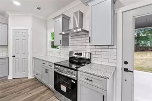 5033 Panola Woods Ct, Lithonia, GA 30038 - Photo 16