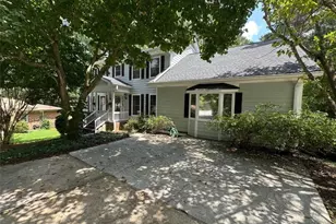 5104 Onawa Ct, Lilburn, GA 30047 - Photo 2