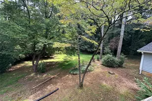 5104 Onawa Ct, Lilburn, GA 30047 - Photo 40