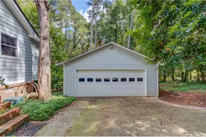 5104 Onawa Court, Lilburn, GA 30047 - Photo 2