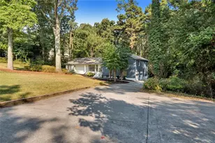 1946 Macland Road SW, Marietta, GA 30064 - Photo 2