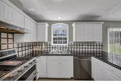 415 Madison Chase Drive, Lawrenceville, GA 30045 - Photo 6