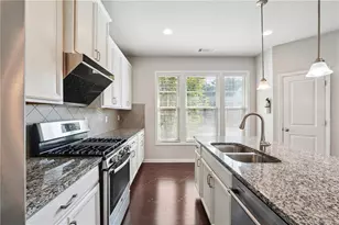 2590 Village Pl Dr, Duluth, GA 30096 - Photo 12