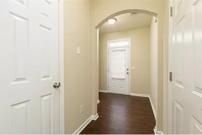 2031 Lakeshore Overlook Drive NW, Kennesaw, GA 30152 - Photo 4