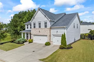 3985 Starwood Dr, Cumming, GA 30028 - Photo 4