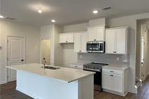 1226 Lucan Ln, Lawrenceville, GA 30043 - Photo 16