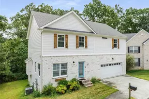 201 Wilhelmina Dr, Austell, GA 30168 - Photo 2