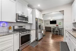 201 Wilhelmina Dr, Austell, GA 30168 - Photo 18