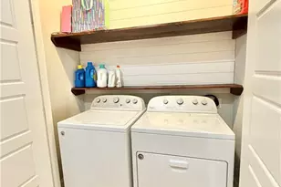 1817 Hislop Ln, Atlanta, GA 30345 - Photo 20