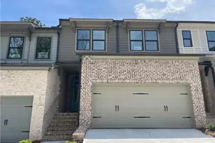 1216 Lucan Ln, Lawrenceville, GA 30043 - Photo 2