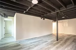 610 Glenforest Rd, Atlanta, GA 30328 - Photo 38