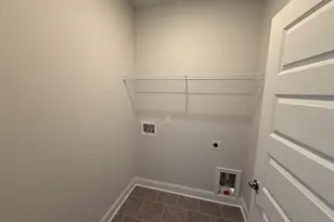 727 Kestrel Dr, Loganville, GA 30052 - Photo 22