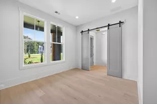 165 Chariot Ct, Jefferson, GA 30549 - Photo 6