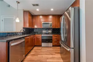 3324 Peachtree Rd NE, Atlanta, GA 30326 - Photo 16