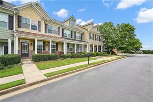 530 Georgia Way, Woodstock, GA 30188 - Photo 2