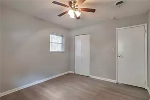 484 Evergreen Dr, Forest Park, GA 30297 - Photo 20