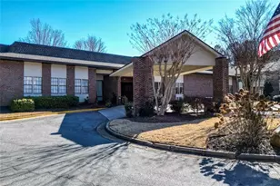 475 Mount Vernon Hwy NE, Sandy Springs, GA 30328 - Photo 1