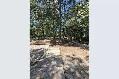 2499 Sylvan Road, East Point, GA 30344 - Photo 26