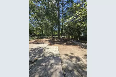 2499 Sylvan Road, East Point, GA 30344 - Photo 26