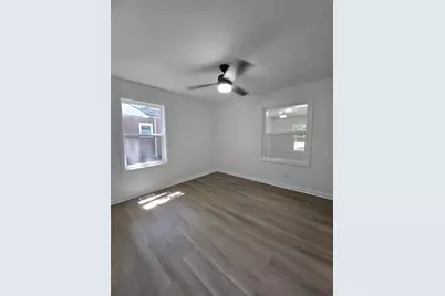 2499 Sylvan Road, East Point, GA 30344 - Photo 16