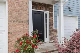 2381 Marbleridge Dr, Gainesville, GA 30501 - Photo 2