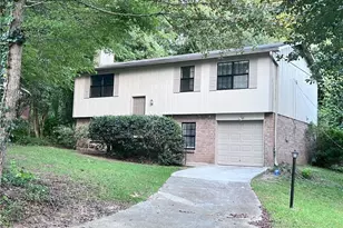 2936 Spanish Oak Dr SW, Lilburn, GA 30047 - Photo 1