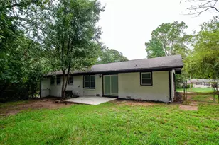 3833 Wedgefield Cir, Decatur, GA 30035 - Photo 8