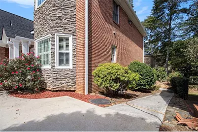 2520 Summeroak Drive, Tucker, GA 30084 - Photo 4