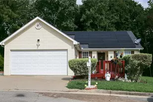 5059 Lancashire Ct, Flowery Branch, GA 30542 - Photo 1