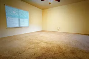 527 Pine Ln, Lawrenceville, GA 30043 - Photo 6