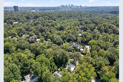 3033 E Pine Valley Road NW, Atlanta, GA 30305 - Photo 84