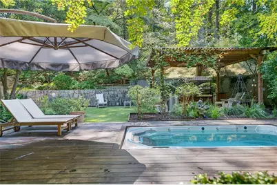 3033 E Pine Valley Road NW, Atlanta, GA 30305 - Photo 62