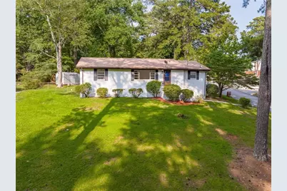 5207 Dixie Lake Road, Union City, GA 30291 - Photo 1