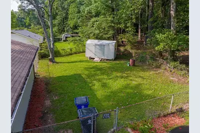 5207 Dixie Lake Road, Union City, GA 30291 - Photo 16