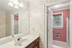 527 N St Marys Ln NW, Marietta, GA 30064 - Photo 24