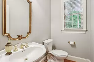 527 N St Marys Ln NW, Marietta, GA 30064 - Photo 16