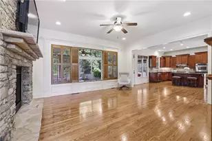 4020 Toulon Ln, Cumming, GA 30040 - Photo 10