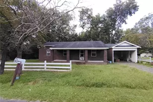 151 N 7th St, Cochran, GA 31014 - Photo 1