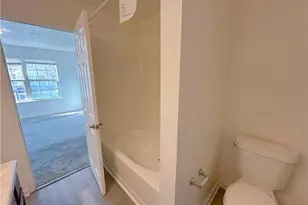 4222 High Park Ln, Atlanta, GA 30344 - Photo 10