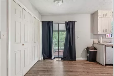 1418 Winchester Trail, Riverdale, GA 30296 - Photo 16